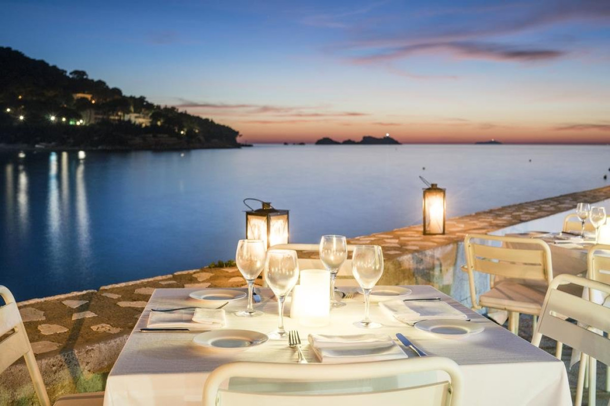 Kompas (Dubrovnik)