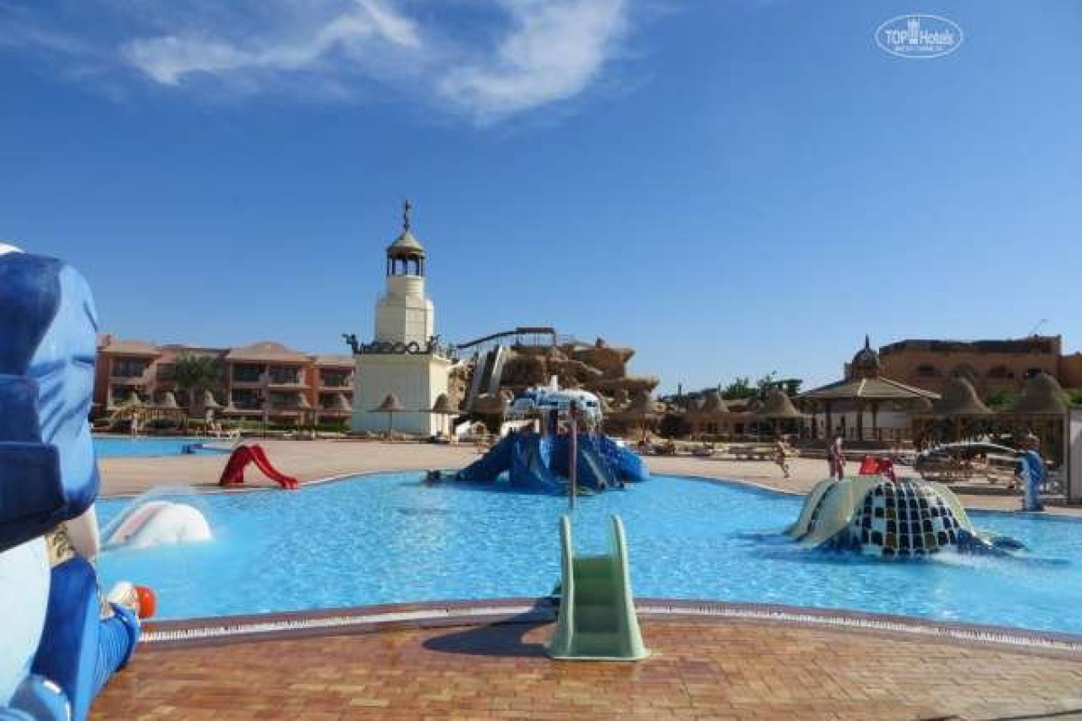 Parrotel Aqua Park Resort
