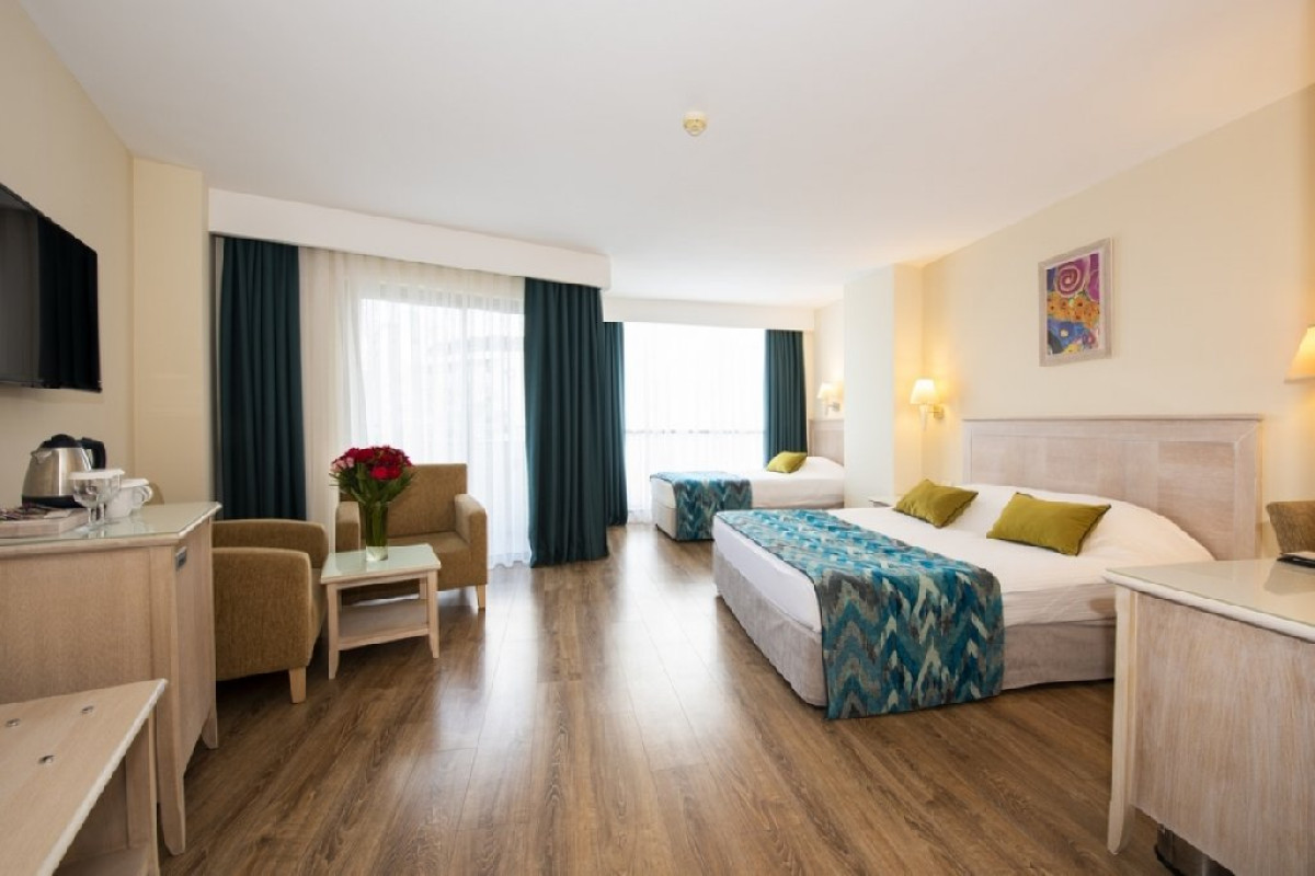 SIDE PARK HOTEL