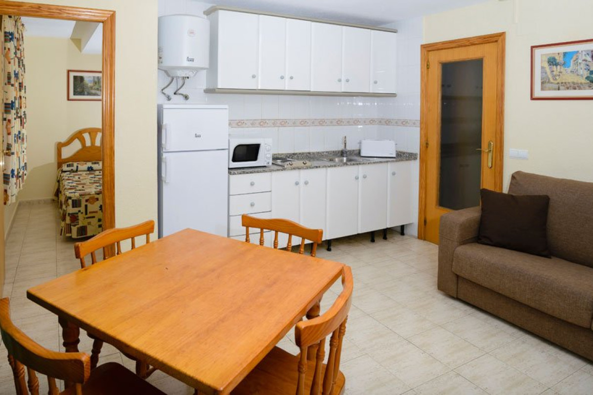 Avenida Apartamentos 2 keys (Benidorm)