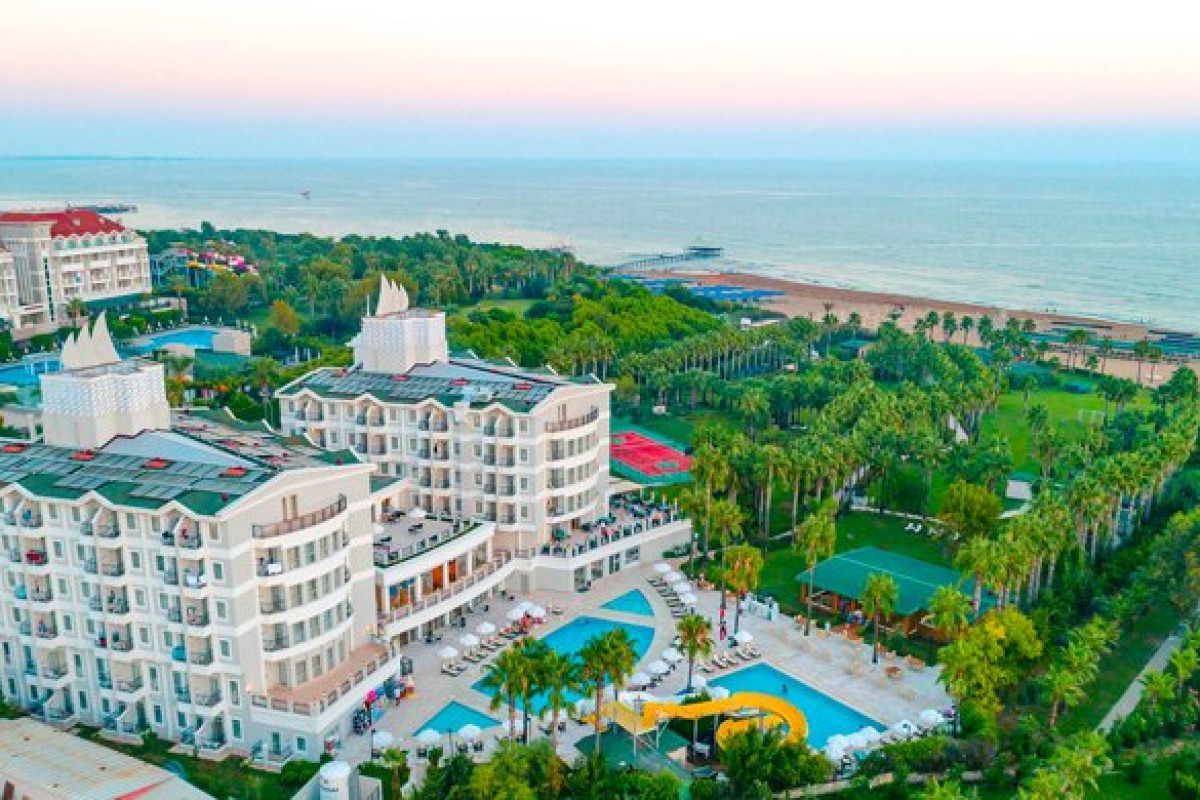 ROYAL ATLANTIS BEACH