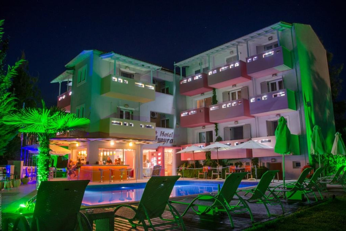 Palmyra Aparthotel (Nidri)