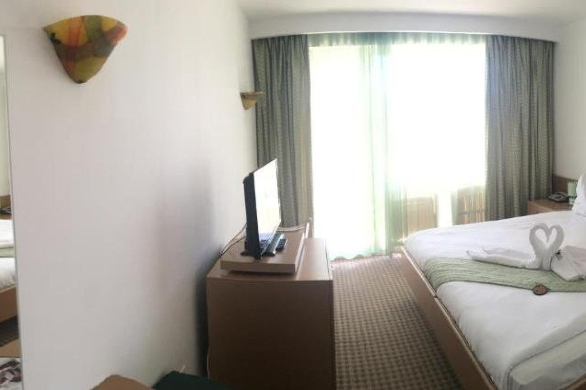 HOTEL PIRATES RESORT.
