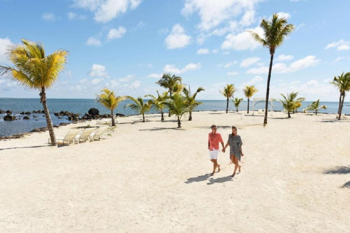 Radisson Blu Azuri Resort and Spa