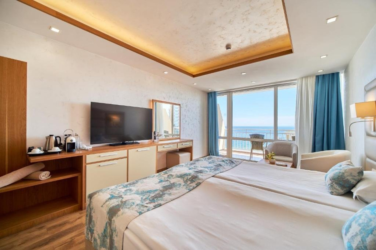 BILYANA BEACH - Adults Only 16+