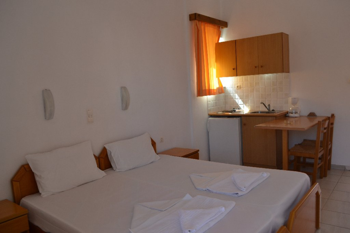 Alexandros Apartments (K)