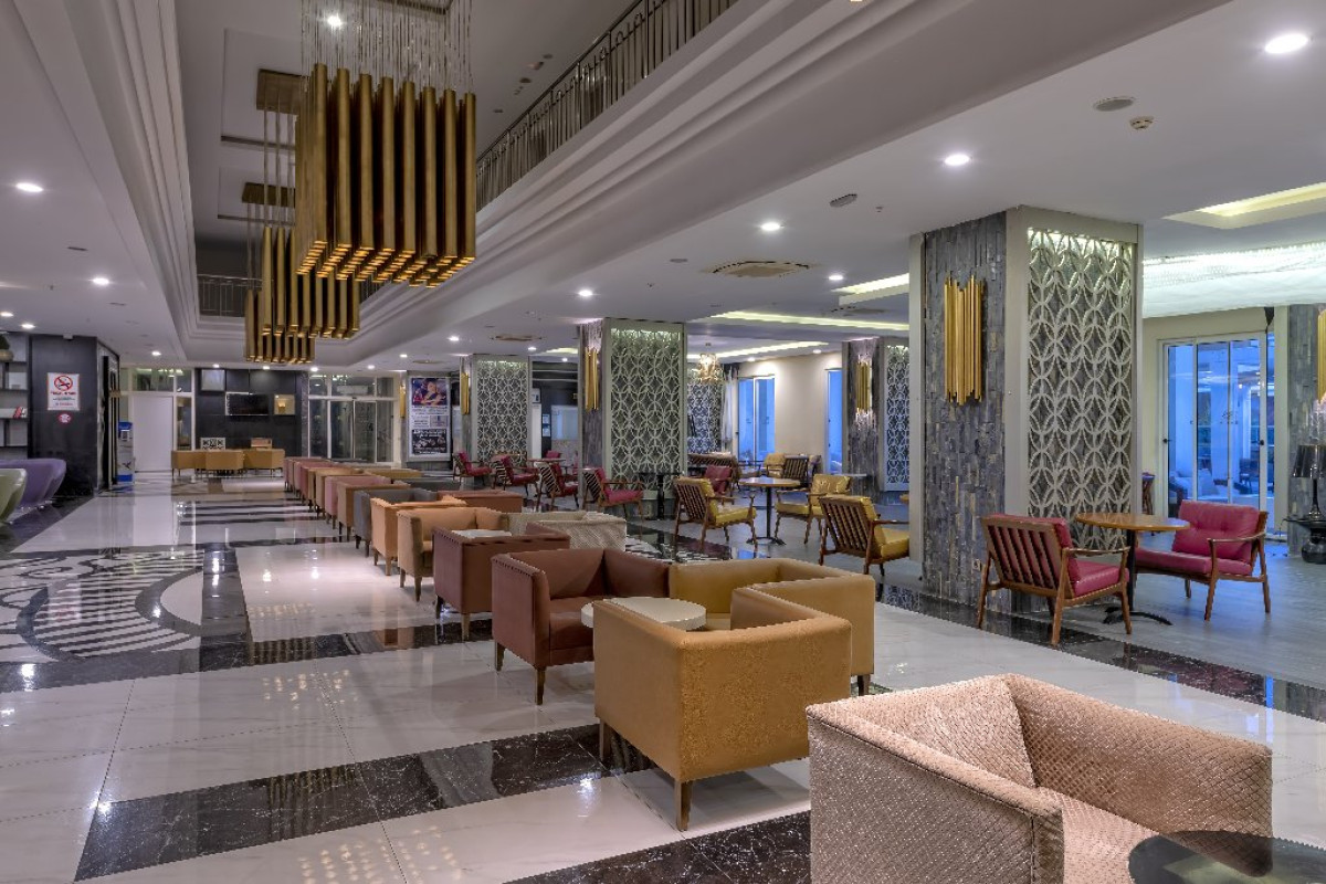 PORT RIVER HOTEL