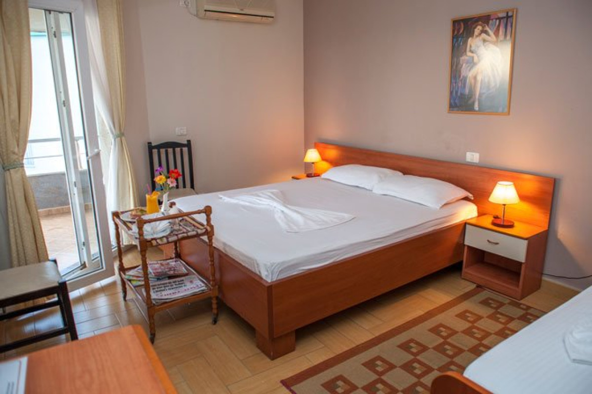 Vila Verde (Durres)