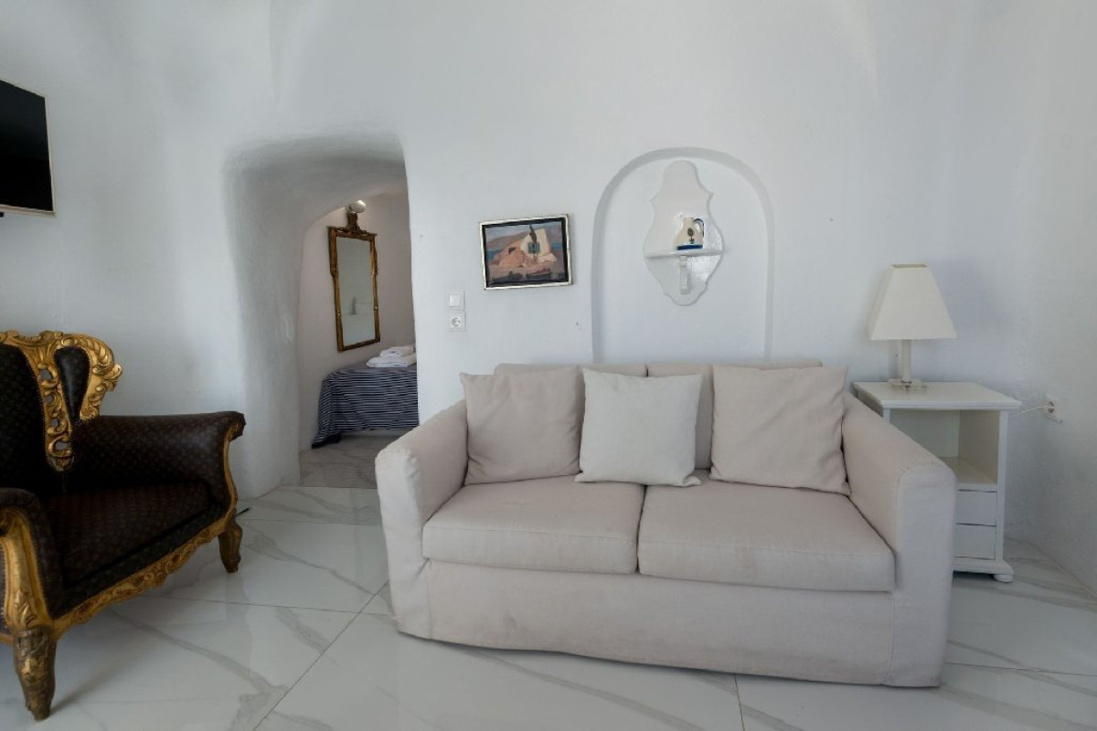 Alexander Villas (Imerovigli - Santorini)