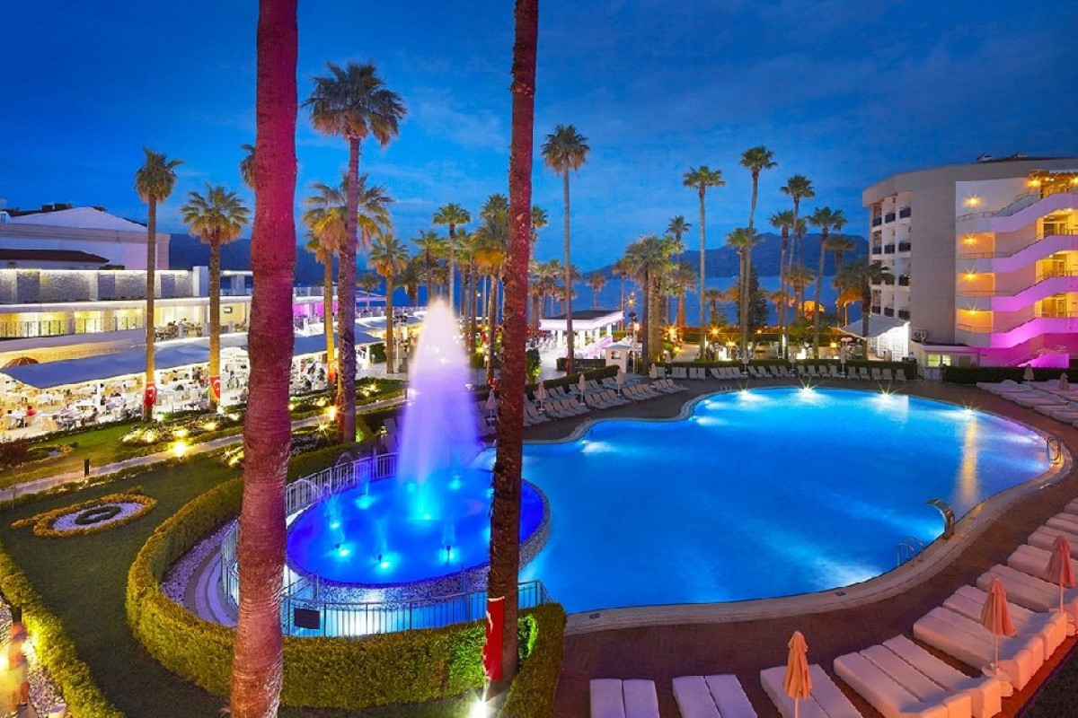 IDEAL PRIME BEACH HOTEL