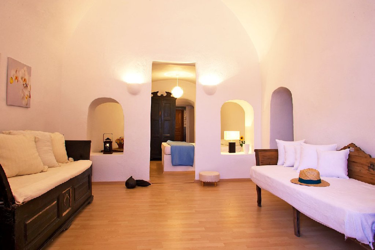RESIDENCE SUITES