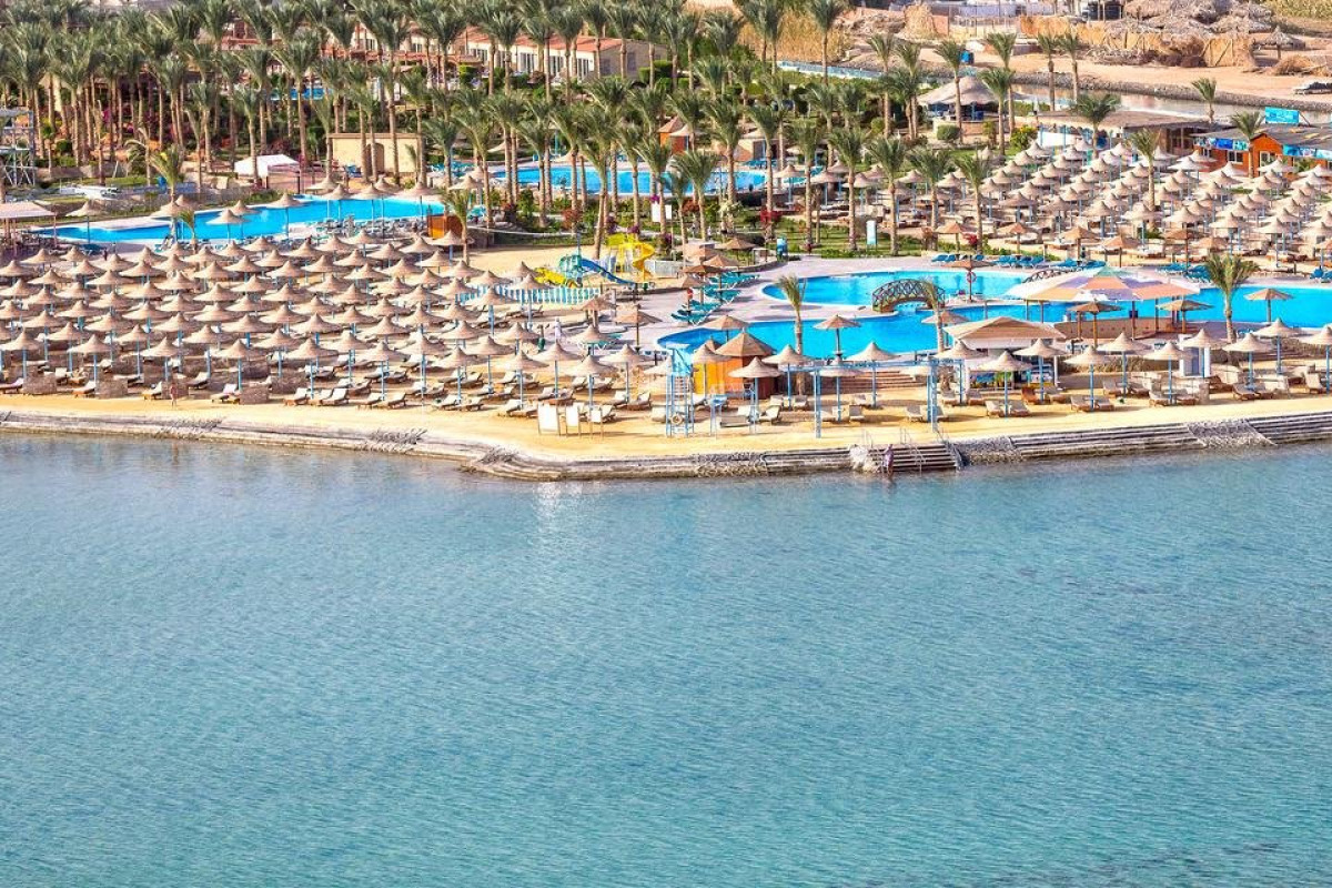 HAWAII RIVIERA RESORT