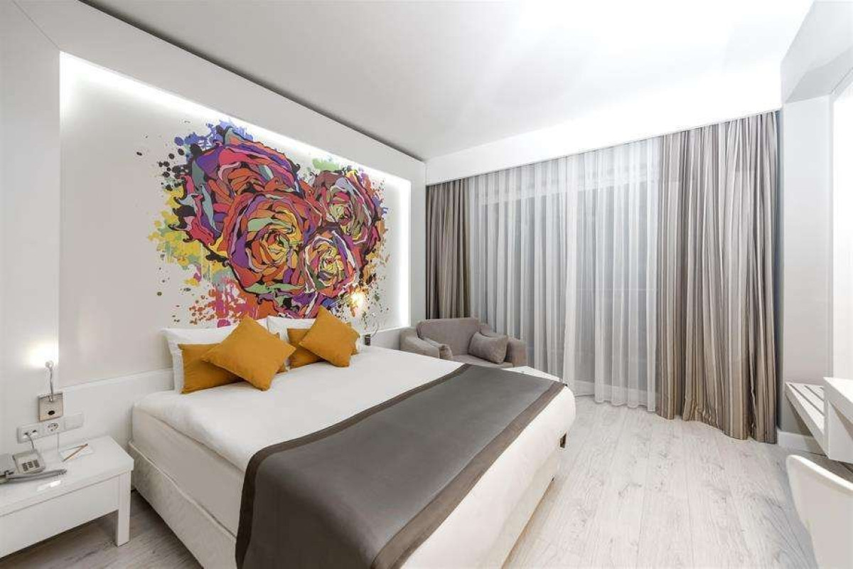 DOSINIA LUXURY RESORT HOTEL
