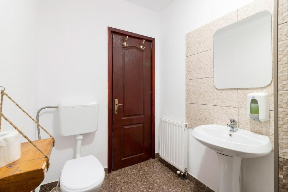 . Hotel Craiul Crailor