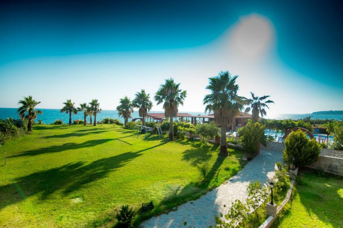 Poseidon Beach (Kanali)