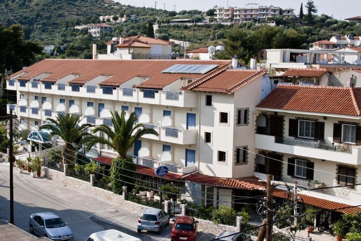 Tolo Hotel (Tolo)