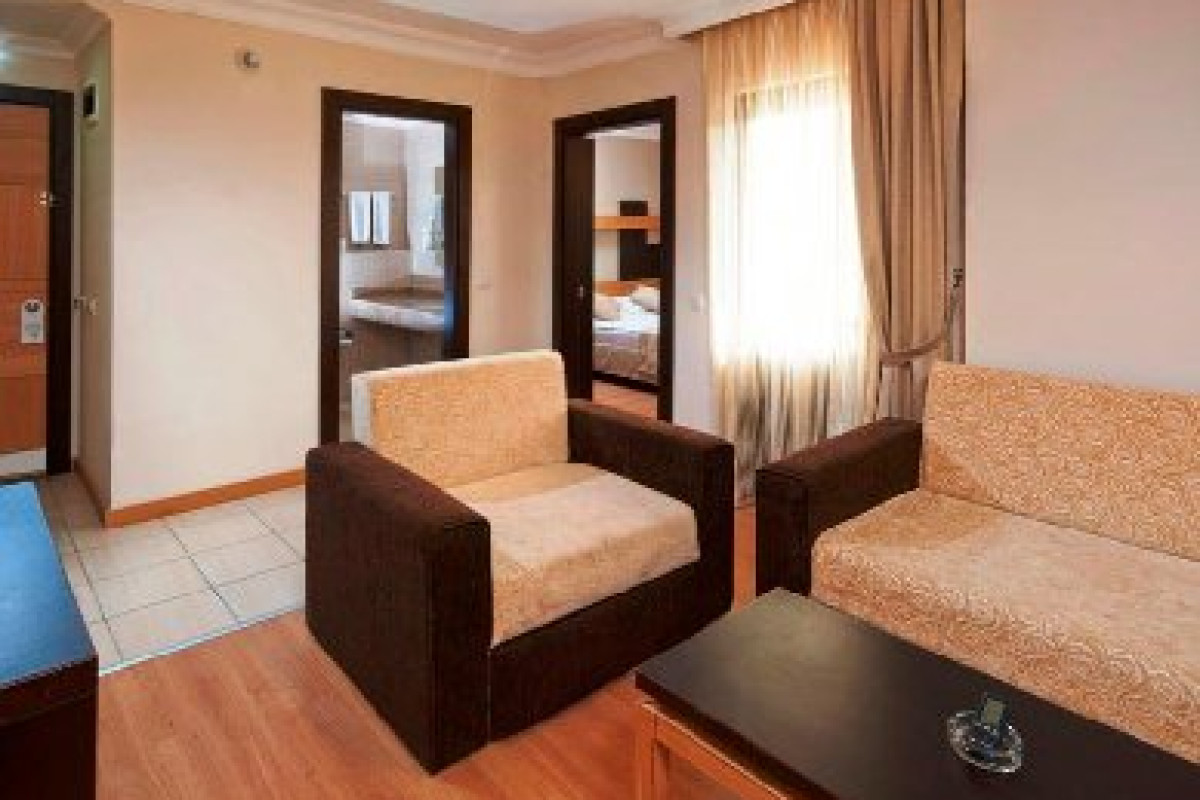 XPERIA KANDELOR HOTEL