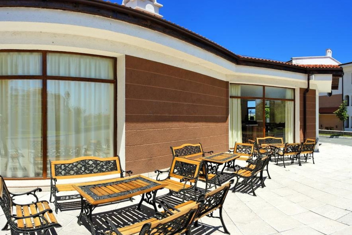 HOTEL SUNRISE CLUB