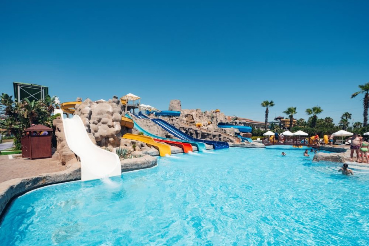 SELECTUM FAMILY RESORT SIDE (EX.SILENCE BEACH RESORT HOTEL)