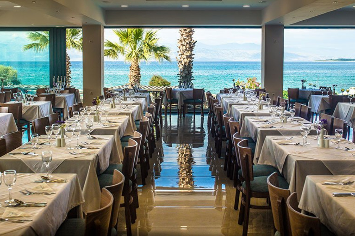 Robolla Beach Aparthotel (Corfu)