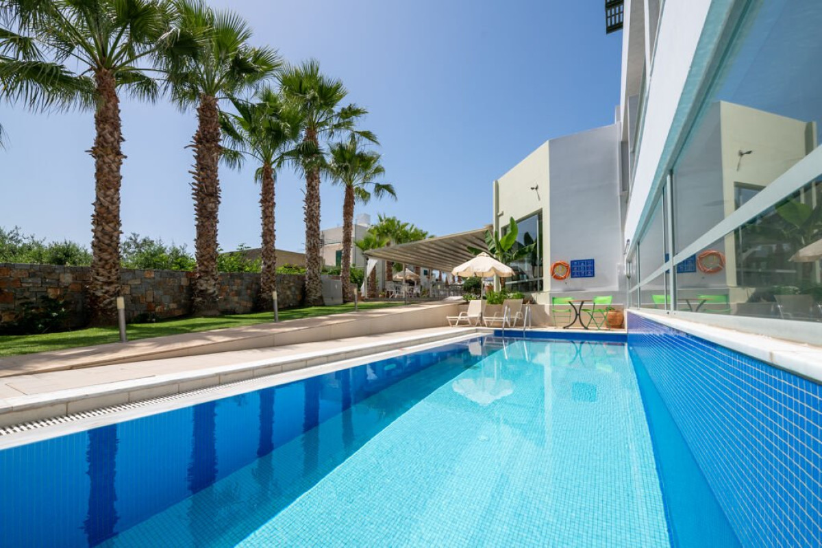 Angela Suites Boutique Hotel