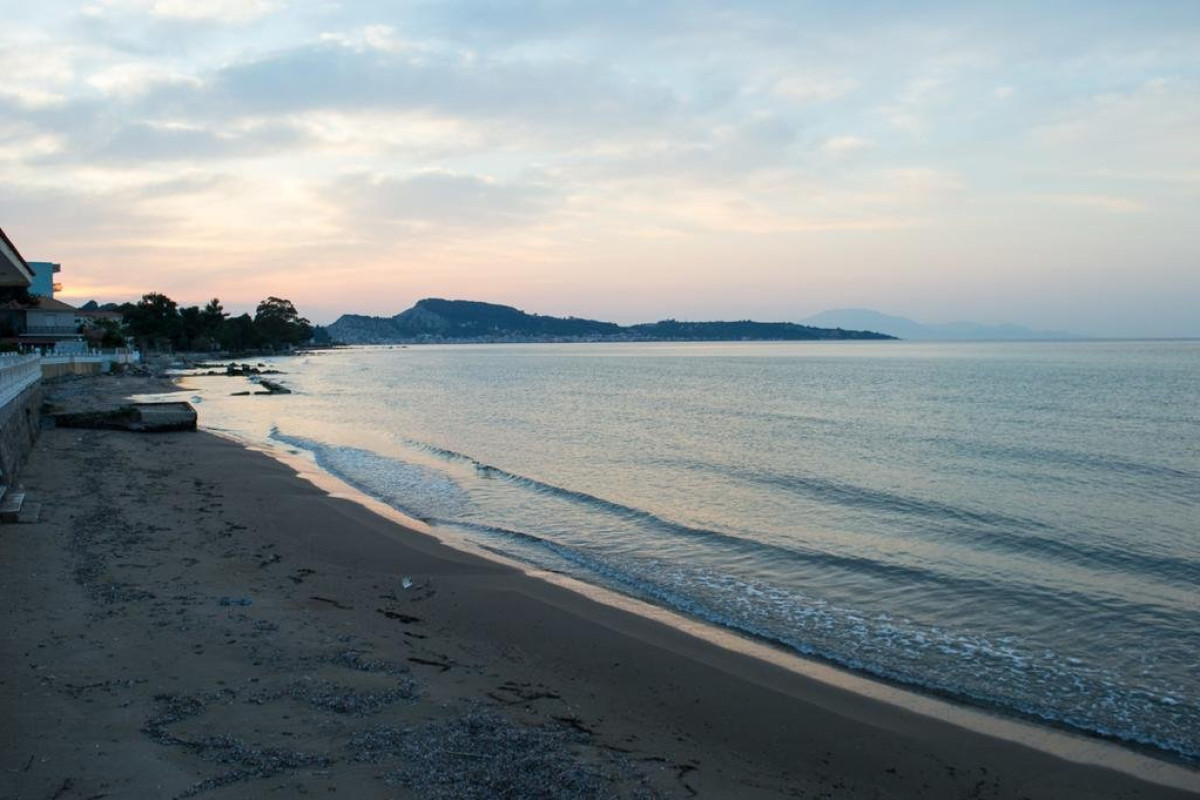 Paradise Beach (recomandat 2*+) (Argassi)