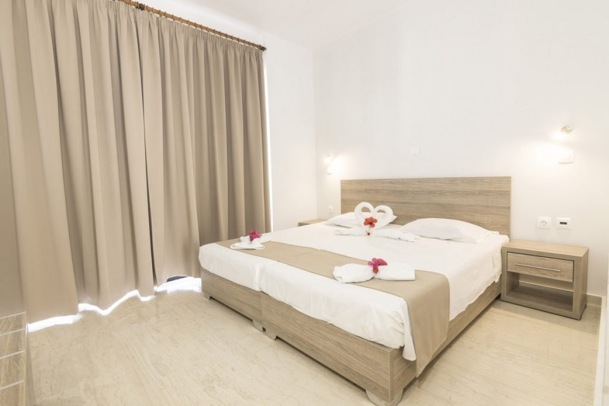 TIVOLI HOTEL