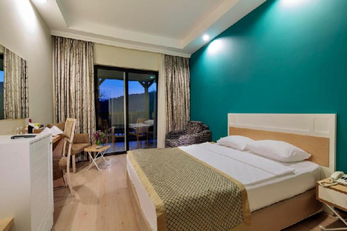 CRYSTAL GREEN BAY RESORT (Guvercinlik)