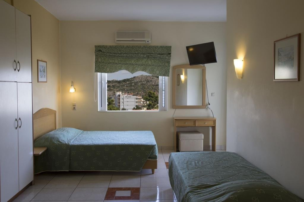 Alonia Studios and Maisonettes (Tolo)