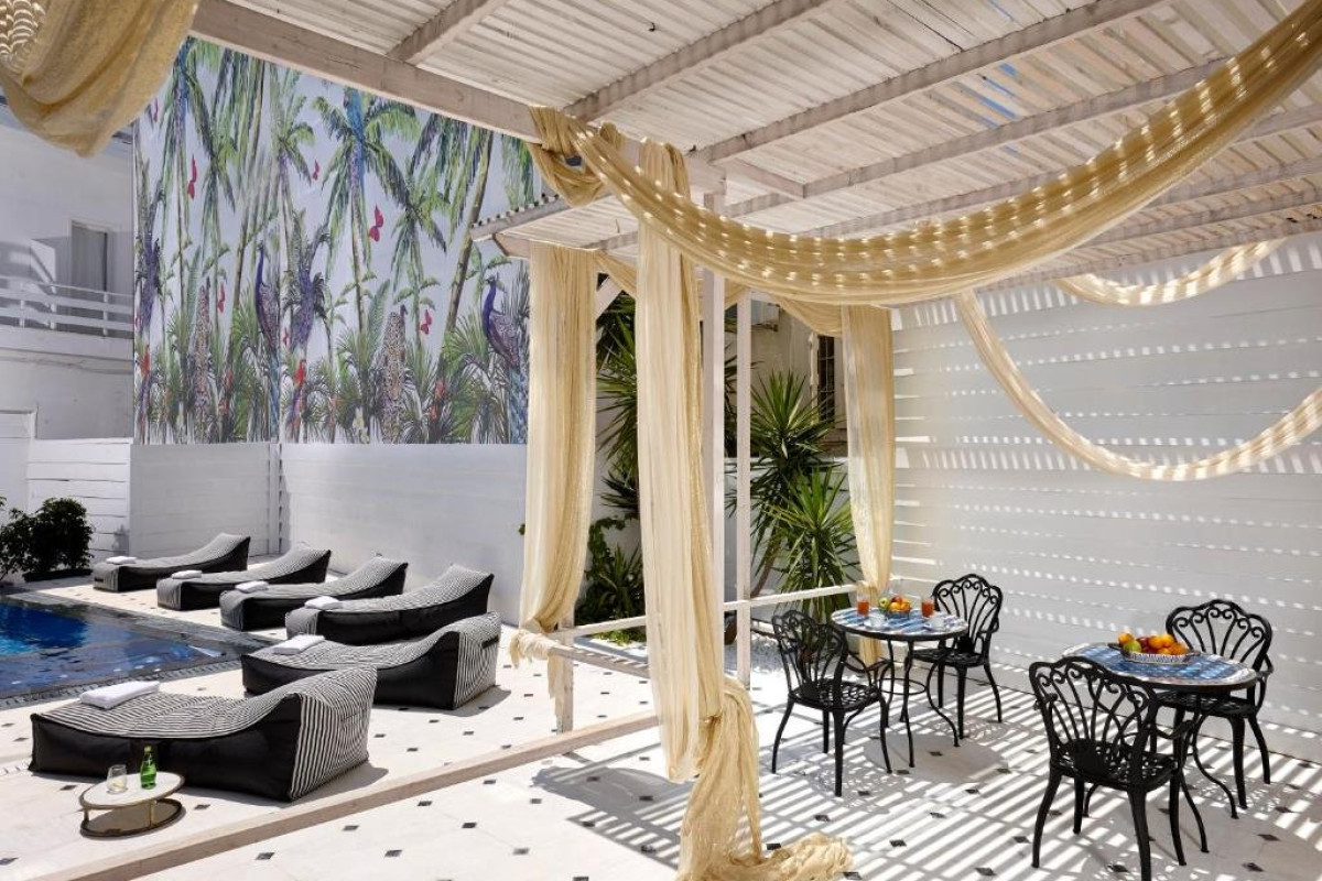 Vasia Boulevard Boutique (adults only)