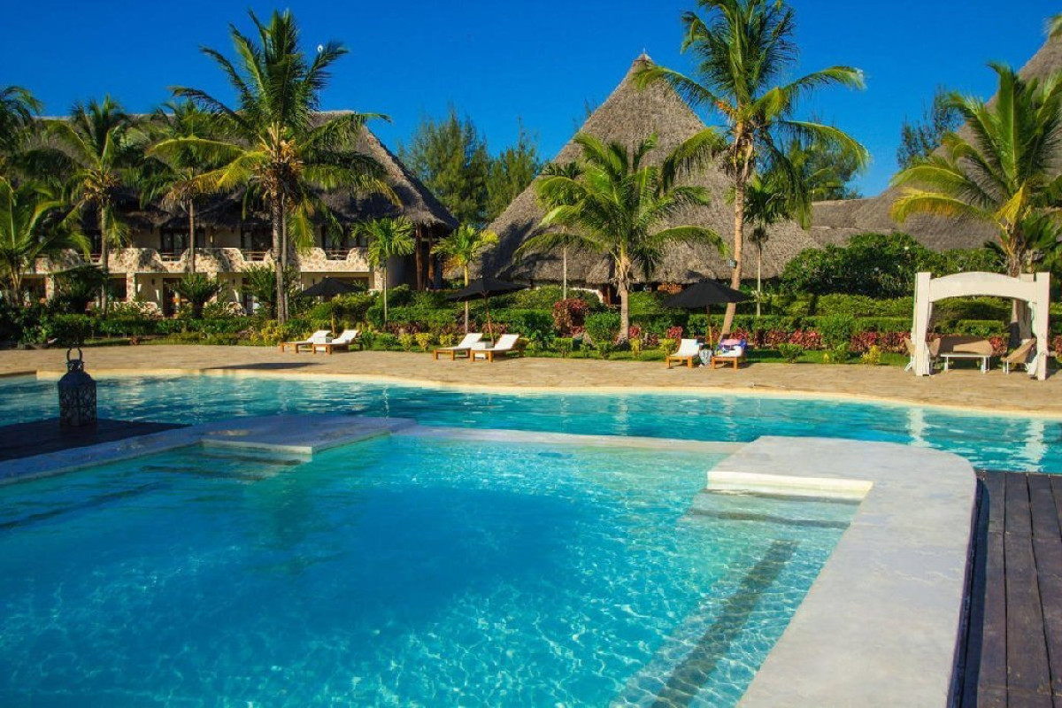 FRUIT AND SPICE RESORT