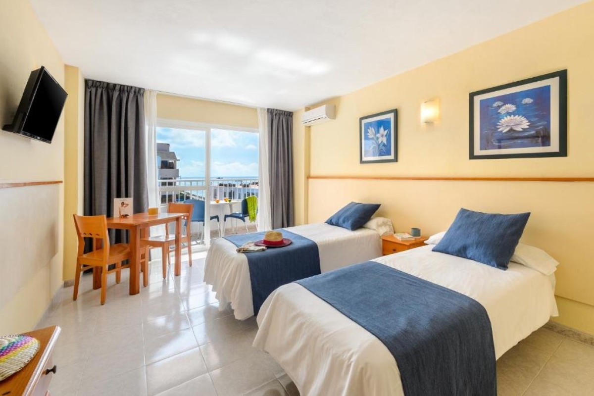 VIBRA TROPICAL GARDEN APARTMENTS