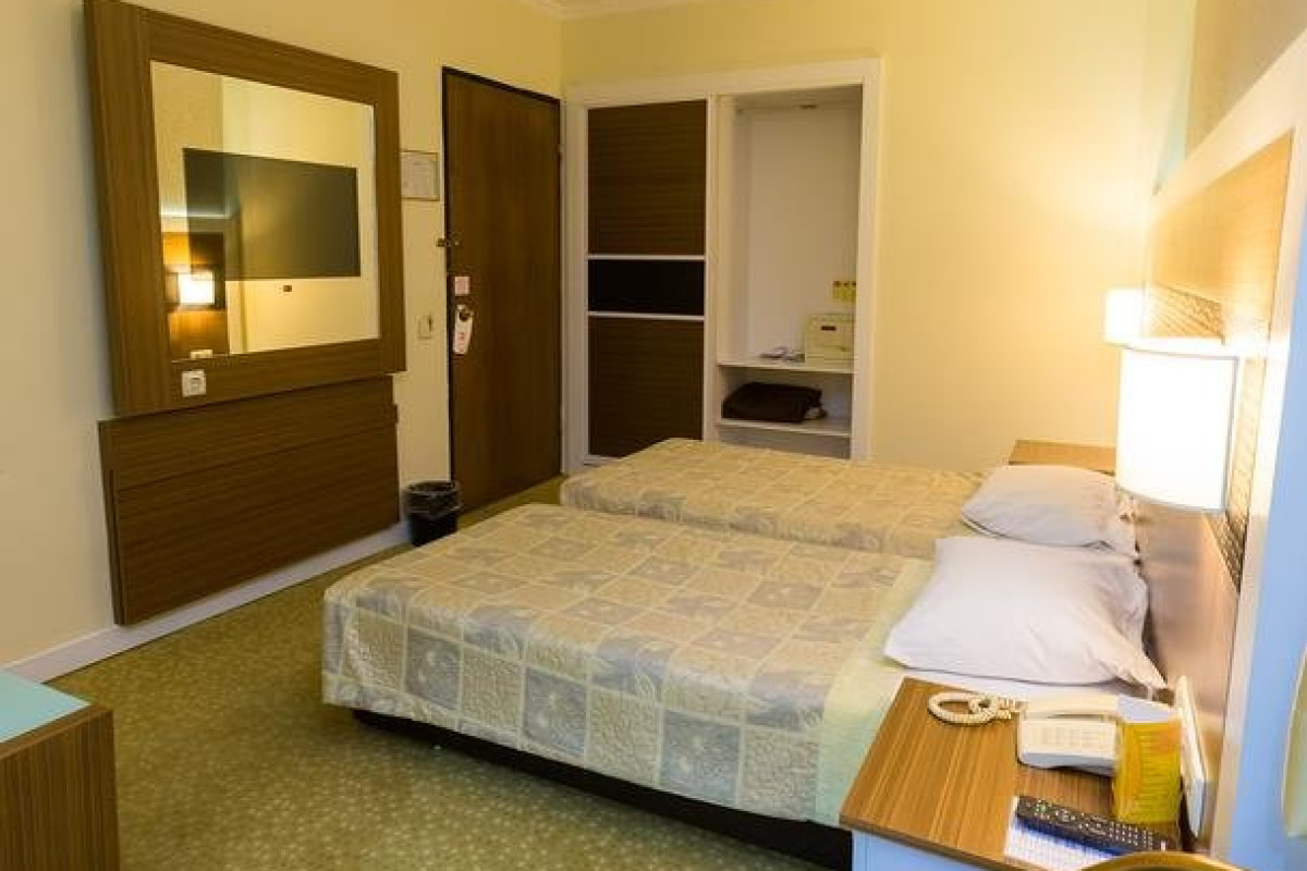 DERICI HOTEL