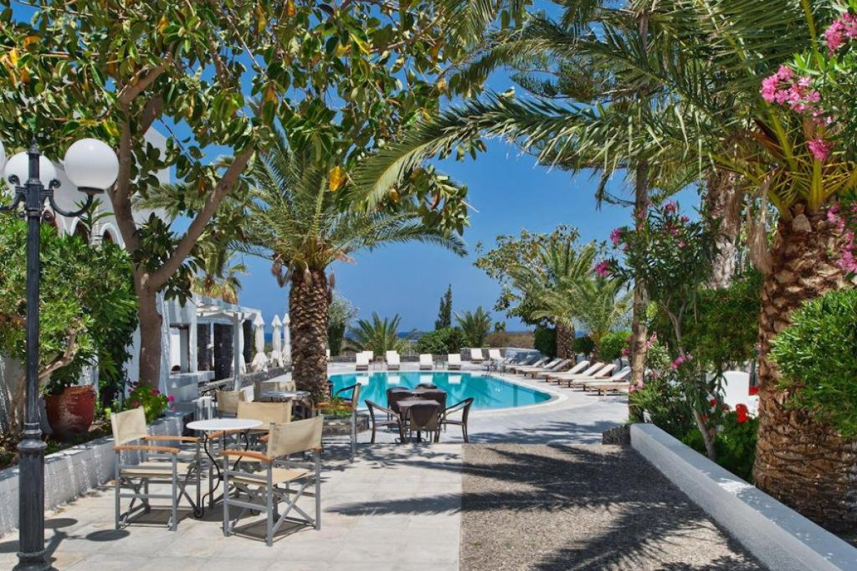 Makarios (Kamari - Santorini)