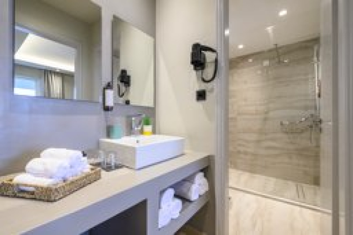 Harmony Crest Resort