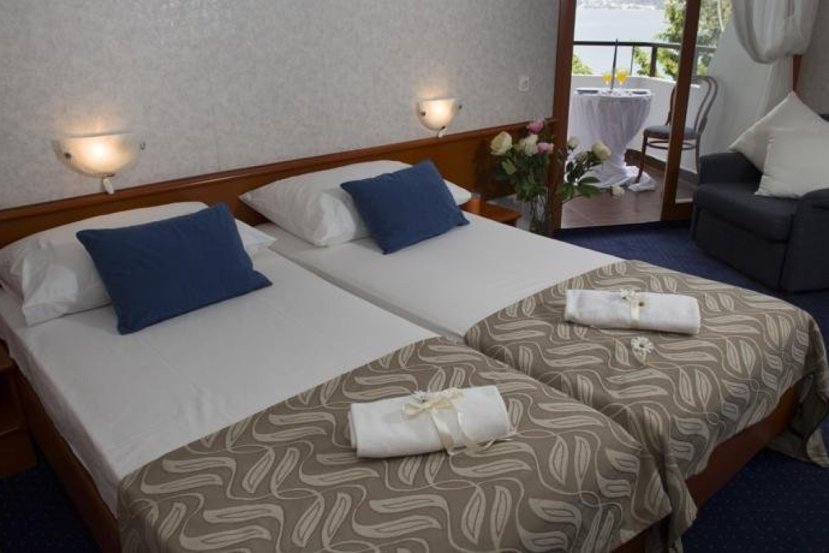 Hotel Laguna (Gradac)