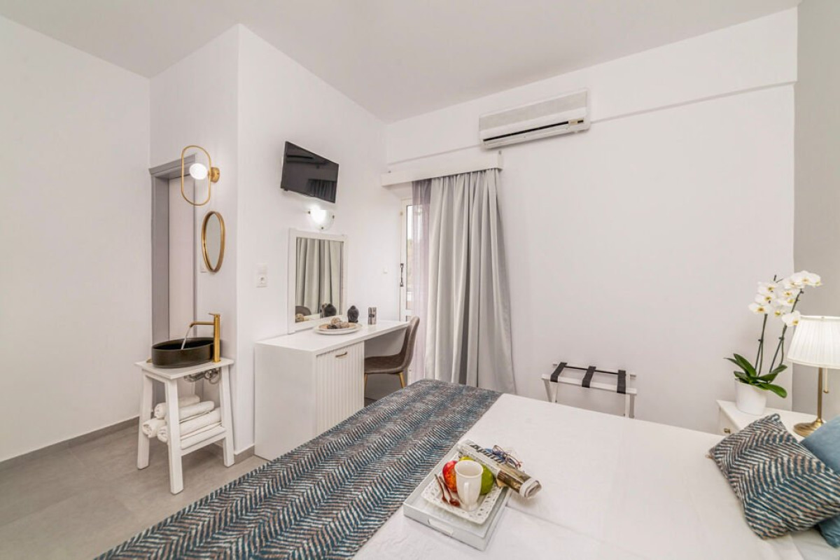 ROXANI HOTEL (C)