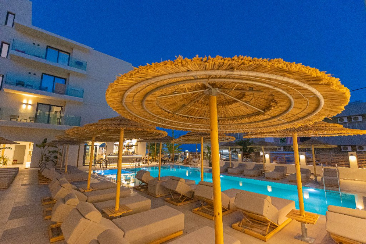 Cabana Blu Hotel and Suites