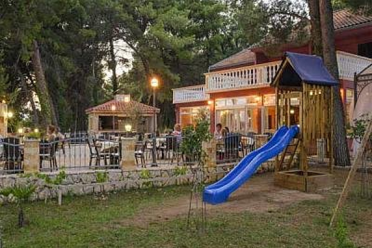 Tourist settlement VILLE MATILDE (Vodice)