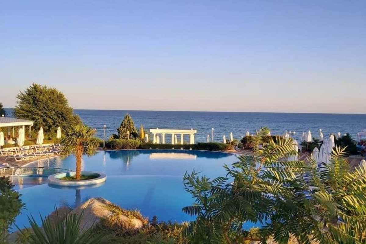 Sineva Beach