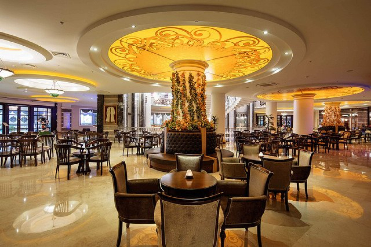 CRYSTAL SUNSET LUXURY RESORT AND SPA