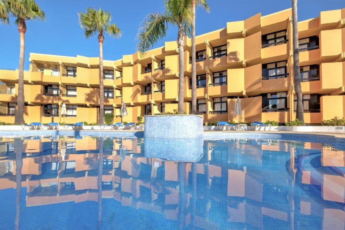 AURAMAR BEACH RESORT