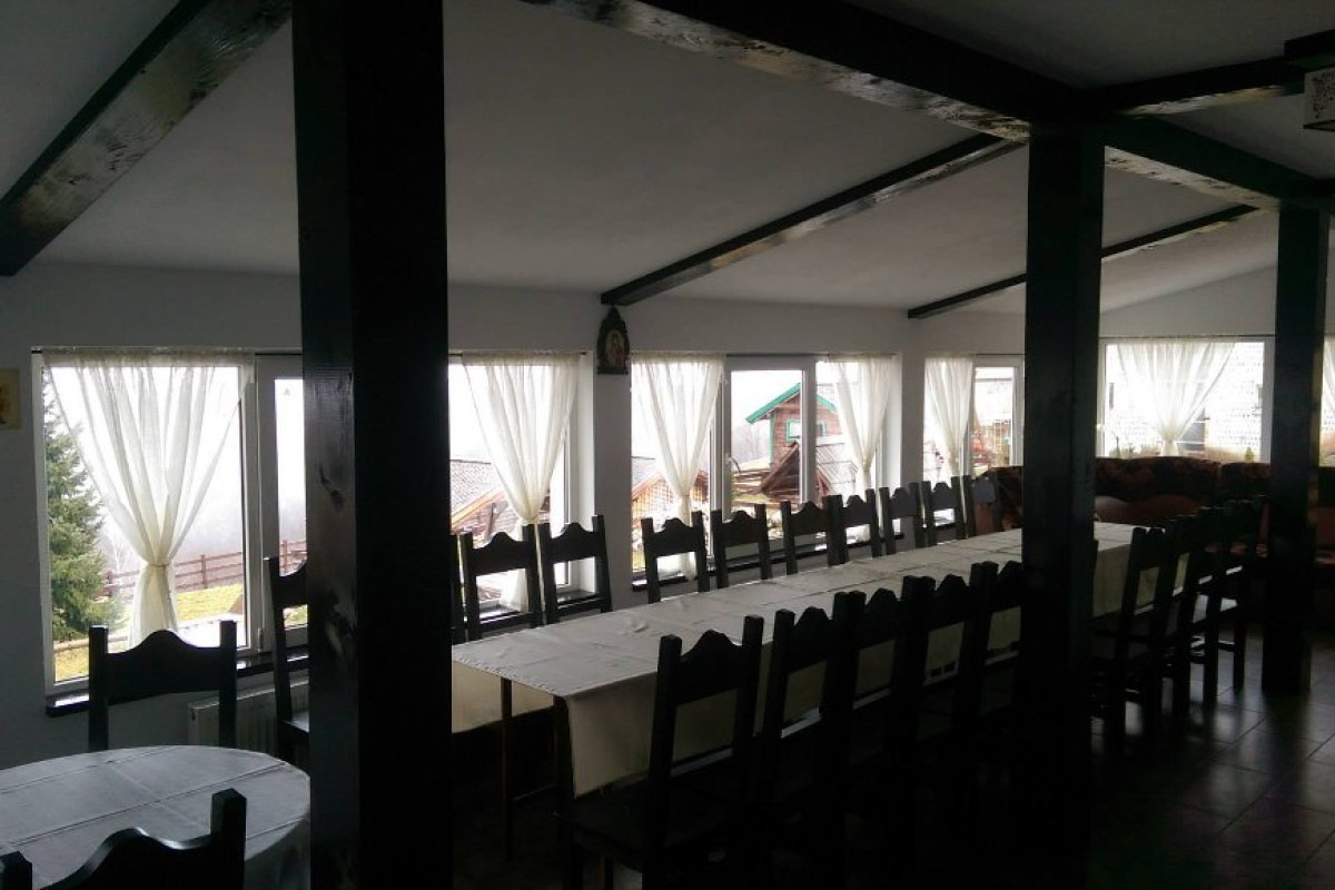 Casa EMA ( sat Pestera)