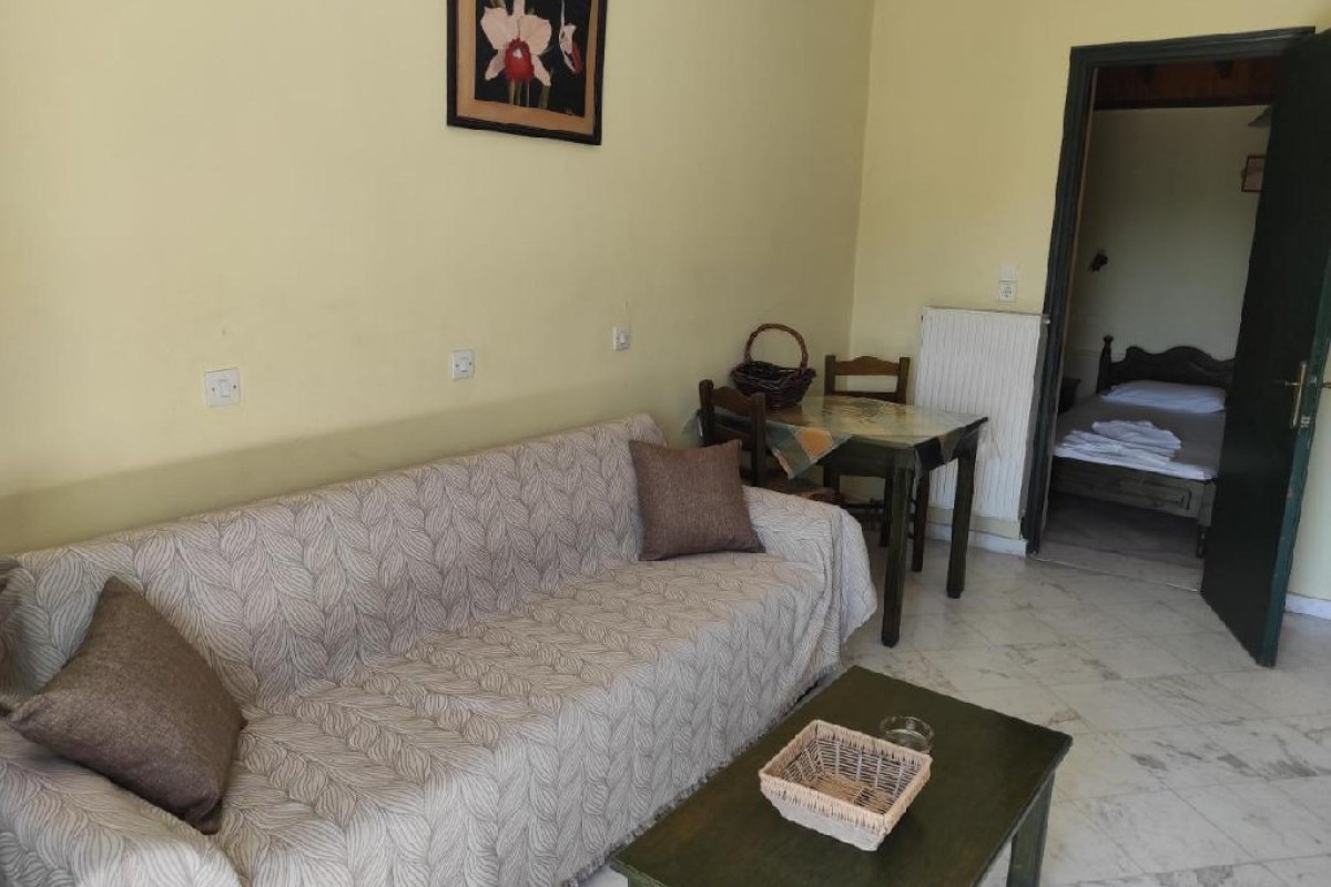 Elektra Apartments and Studios, Petra