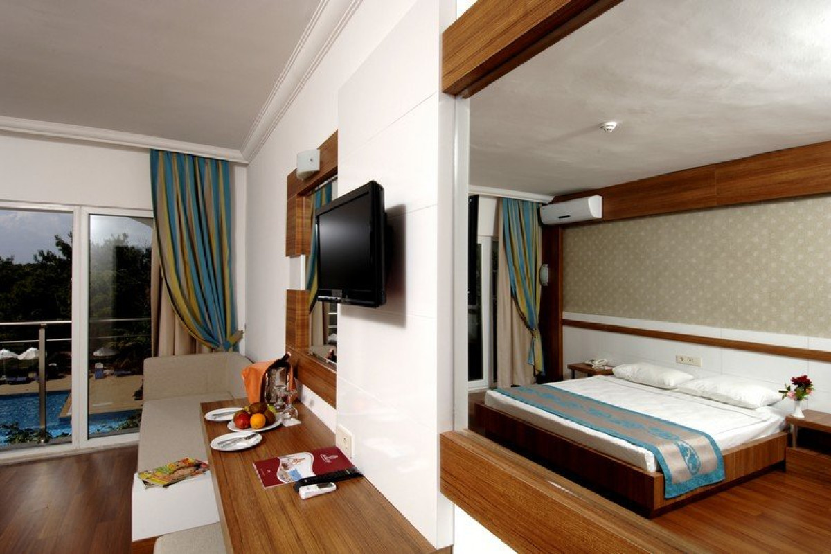 MAYA WORLD GOLF HOTEL