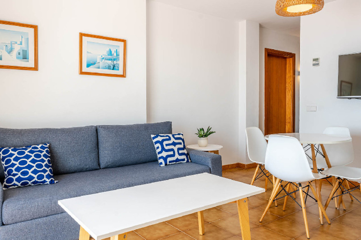 Globales Apartamentos Cala Vinas