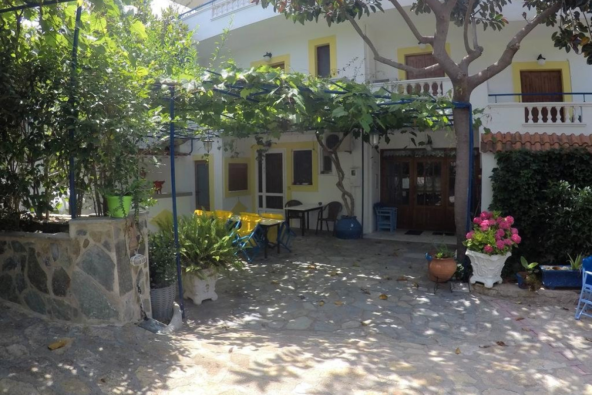 Zafiria Apartments