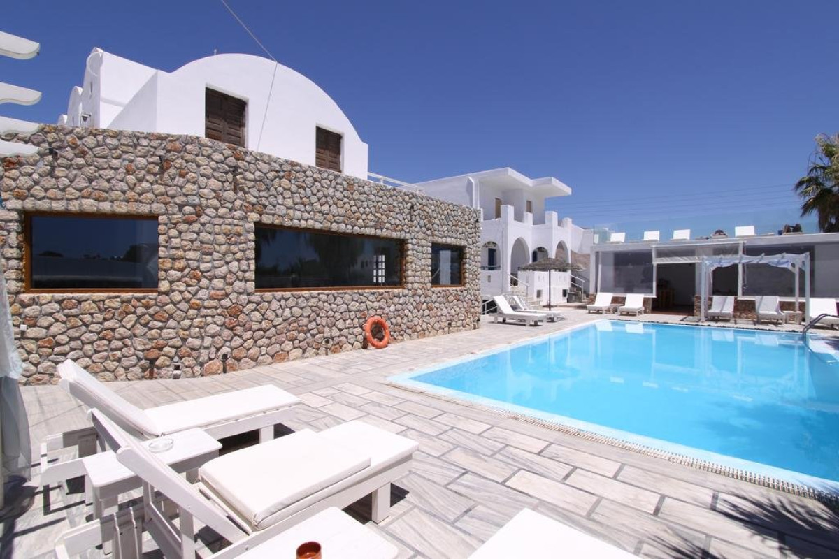 Iliada (Perivolos - Santorini)