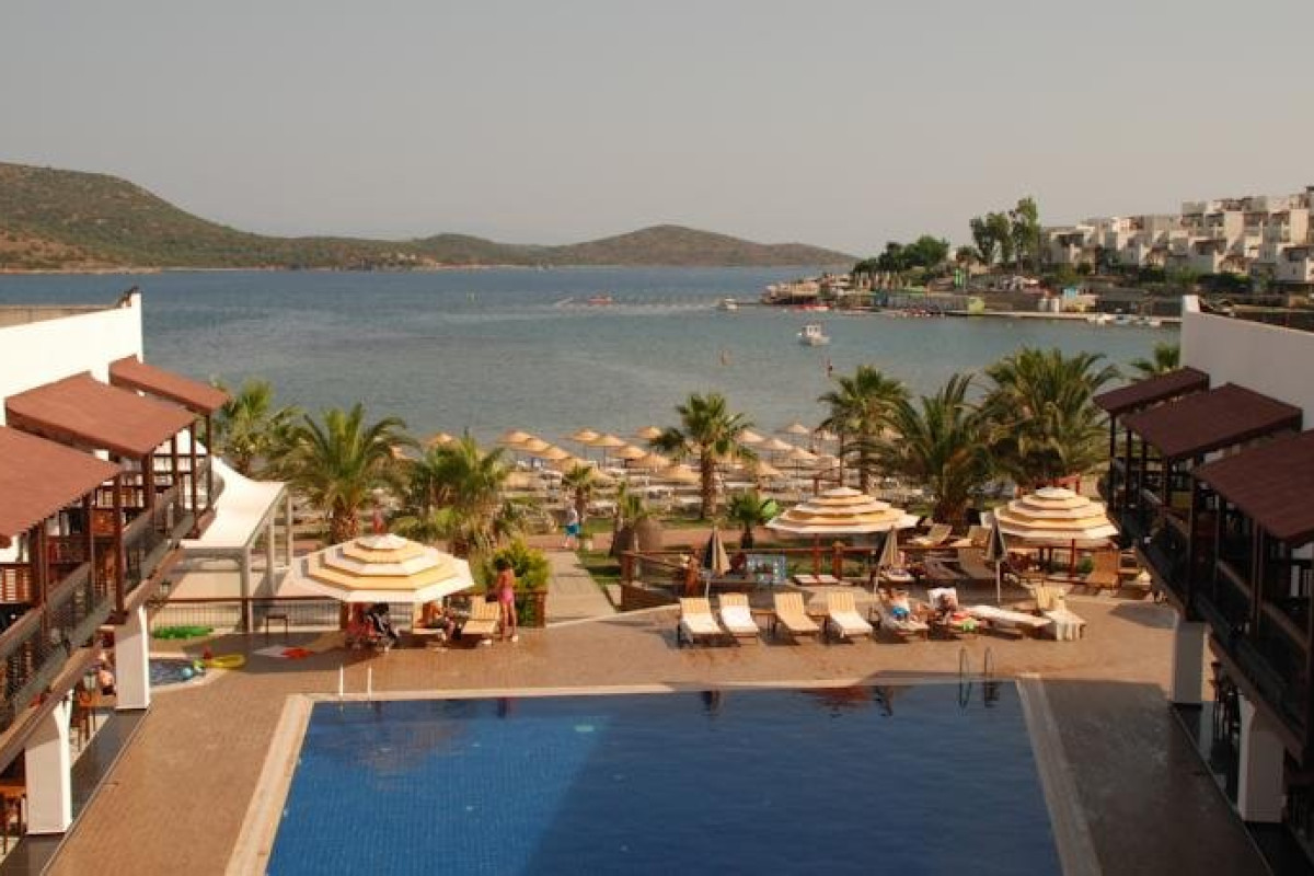 COSTA BITEZHAN BEACH HOTEL (Bitez)