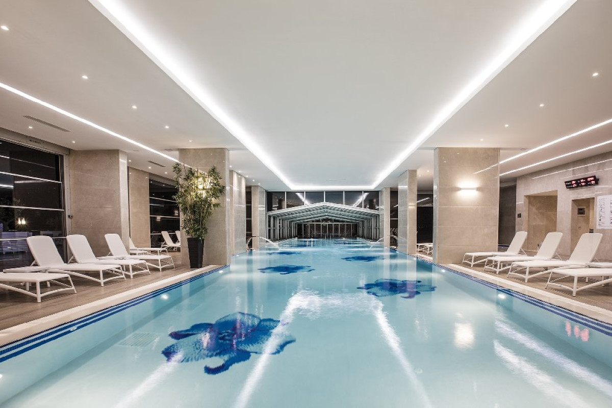 CHARISMA DELUXE HOTEL